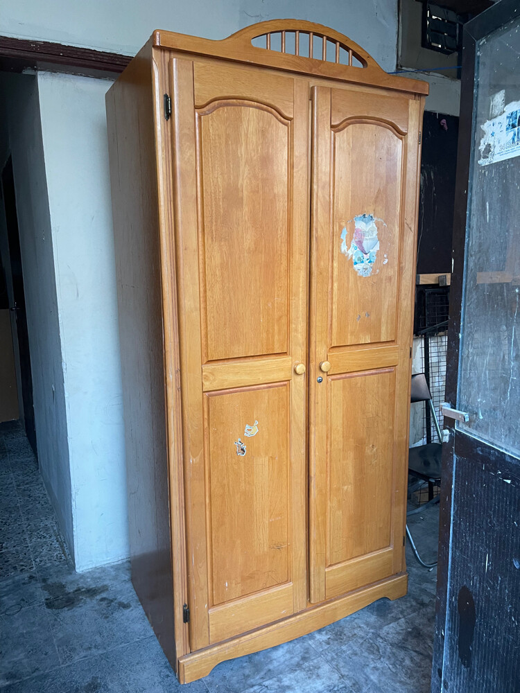 Big wooden wardrobe/cabinet in sale - 6