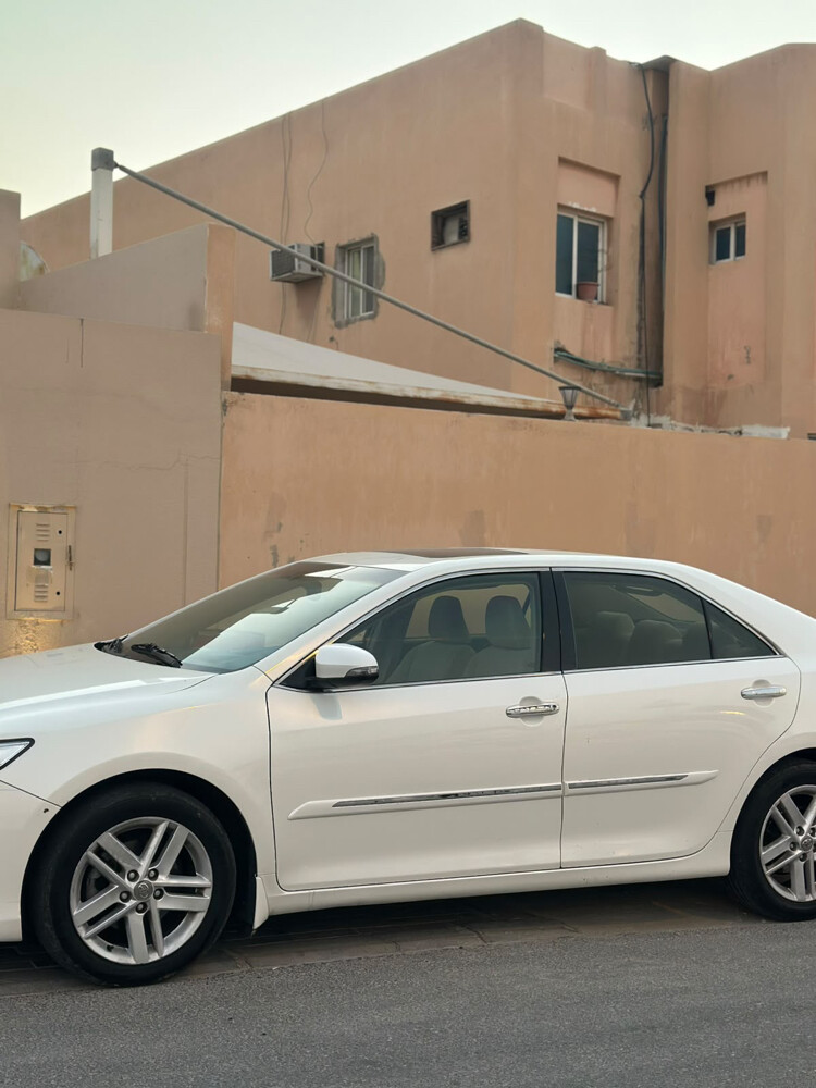 Toyota Camry GLX   - 2