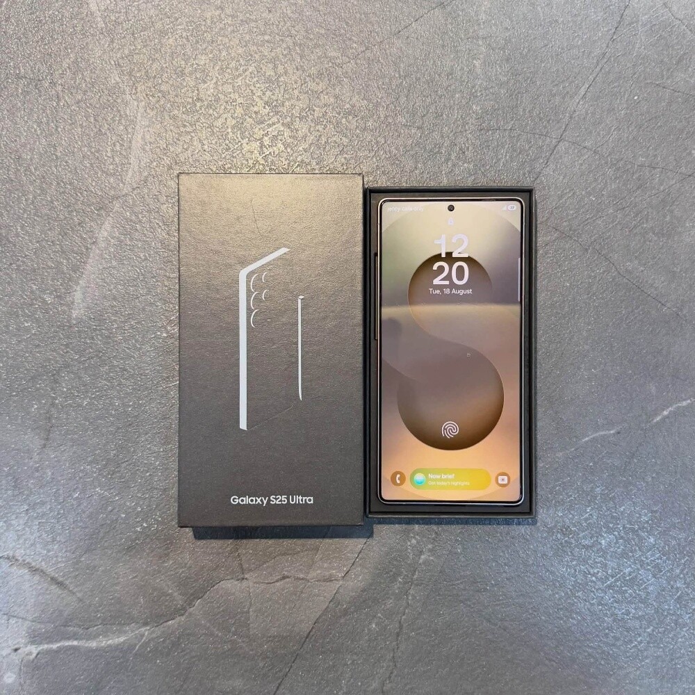Samsung S25 Ultra. 12/256.Full Box. - 2