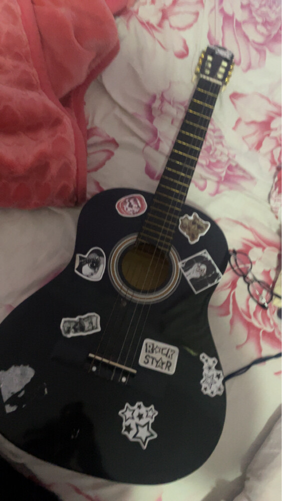 stagg guitar - 2