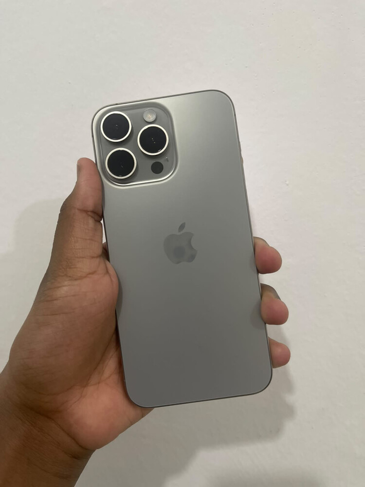 15 pro max 256GB for sale - 3