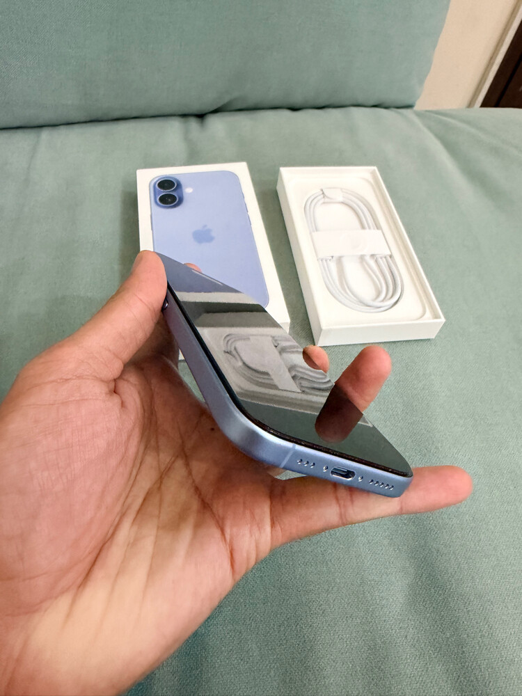 Apple iPhone 17 512GB Mist Blue - 4