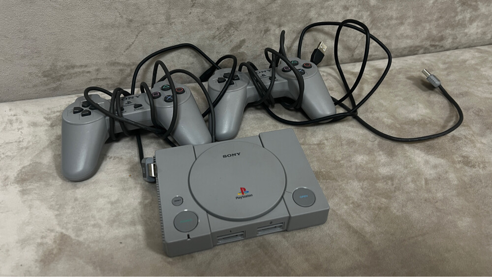 PlayStation Classic - 1