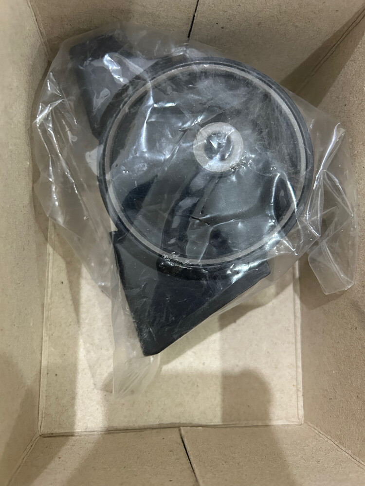 sunny Japan back engine mount 2010  - 2