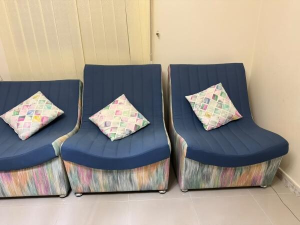 Blue and colorful sofa set - 9