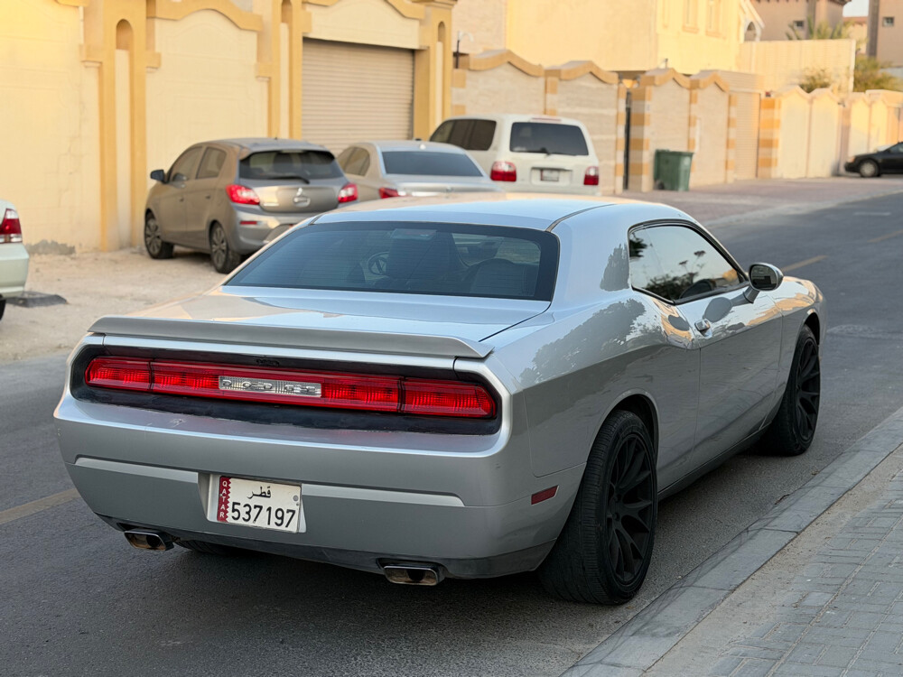dodge challenger low mileage - 2