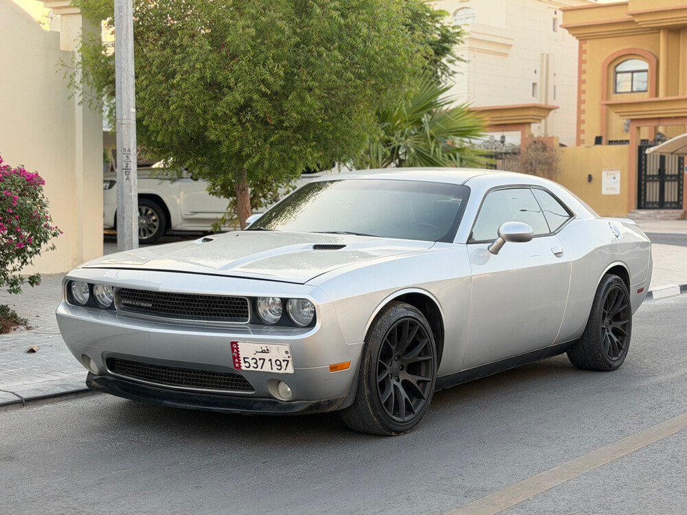 dodge challenger low mileage - 3