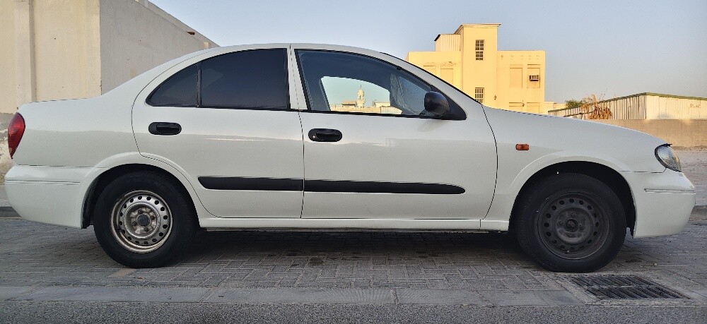 Nissan sunny 2008 model - 1