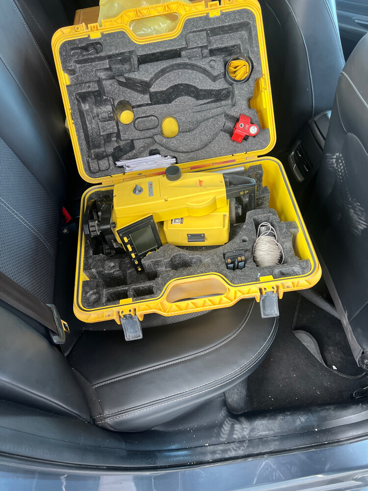 Leica total stations for sale - 9