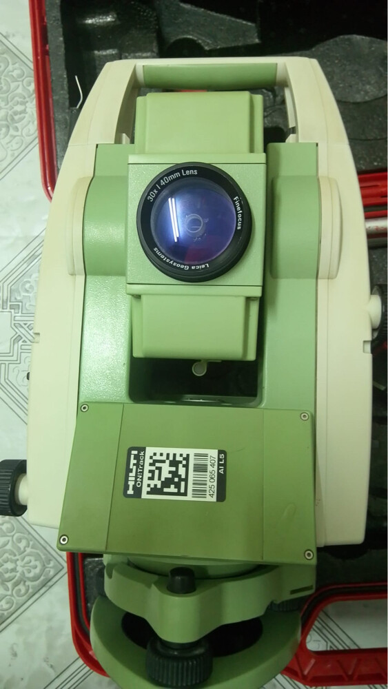 Leica total stations for sale - 1