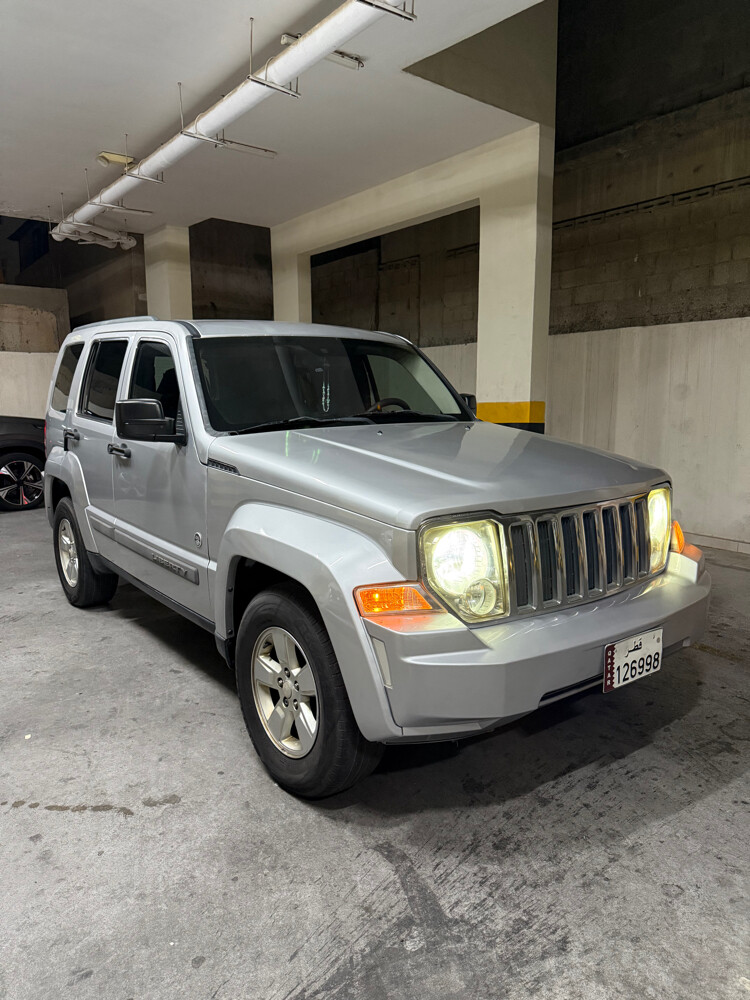 Jeep Cherokee Liberty 2012 - 1