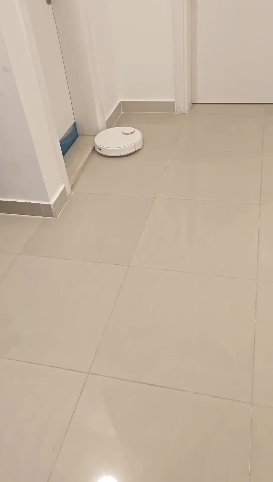 Xiaomi S10 Robot vaccum mopping - 3