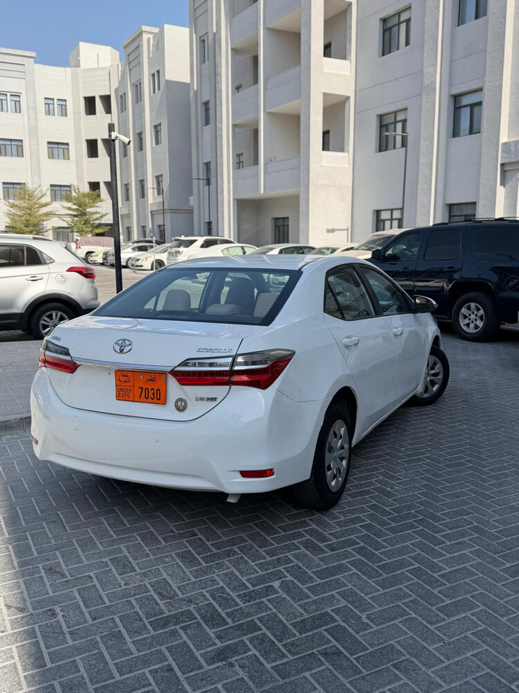 Toyota Corolla - 18