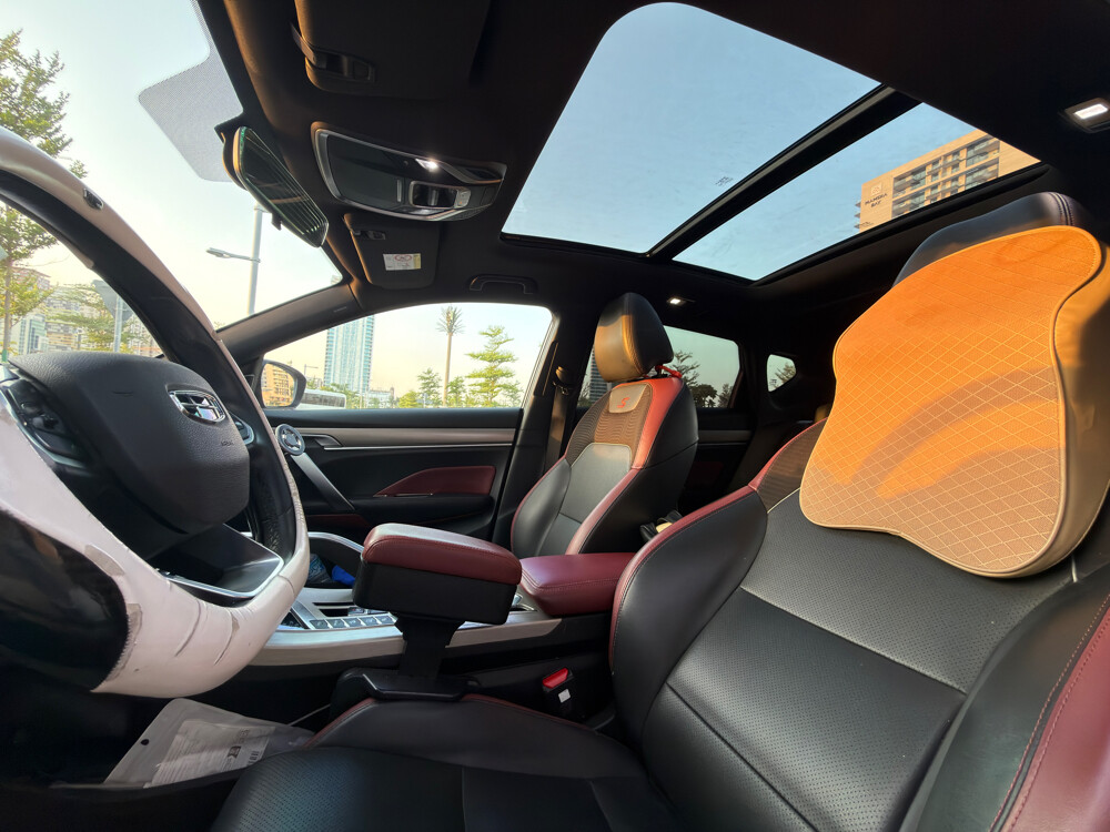 Geely coolray  - 9