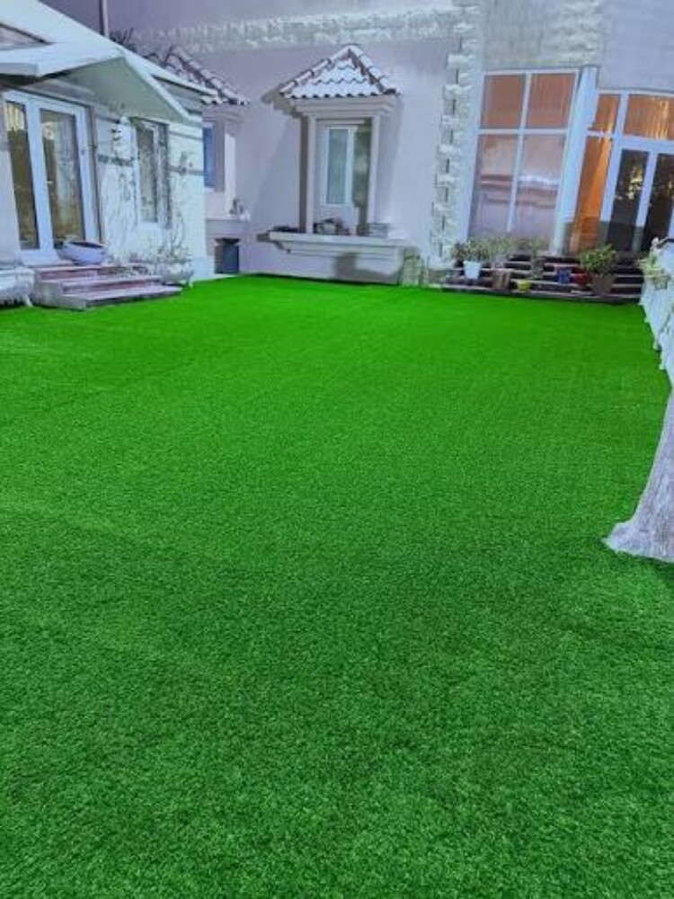 Artificial grass carpet and decor - 8