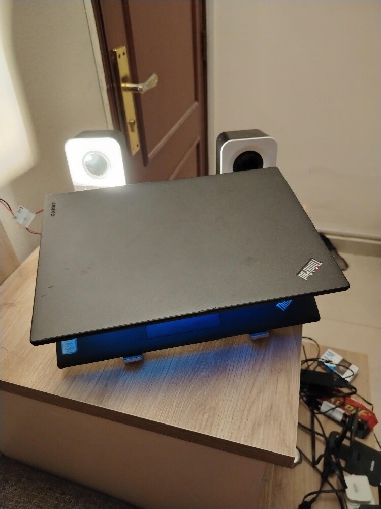 Lenovo x270 i5 7th gen - 3