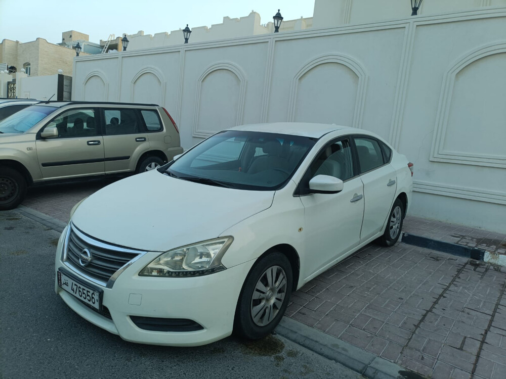 Nissan Sentra - 5