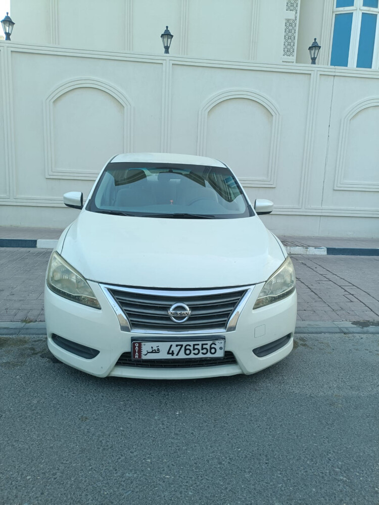 Nissan Sentra - 2