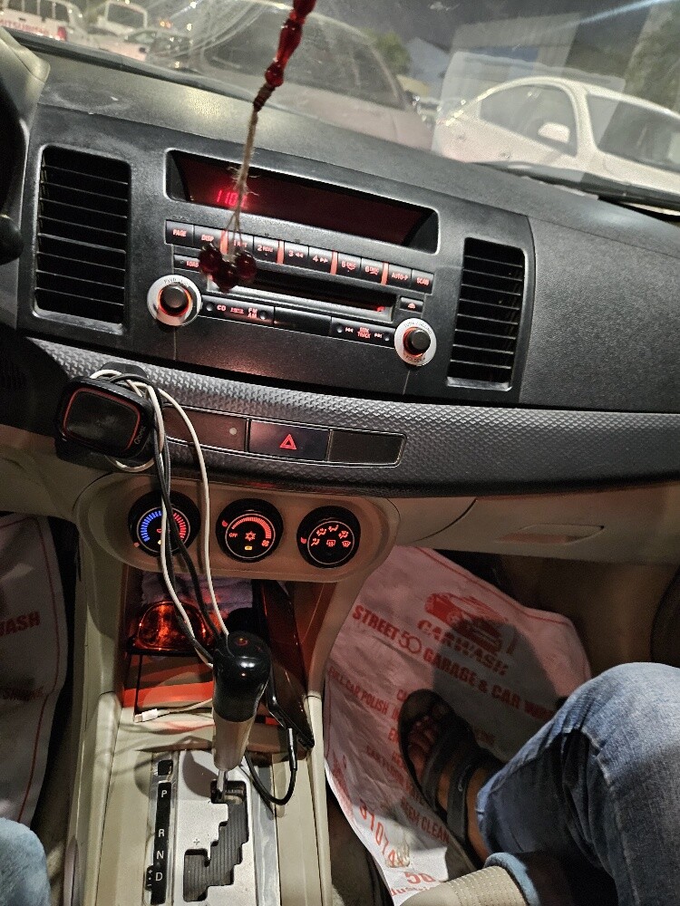 Mitsubishi Lancer - 4