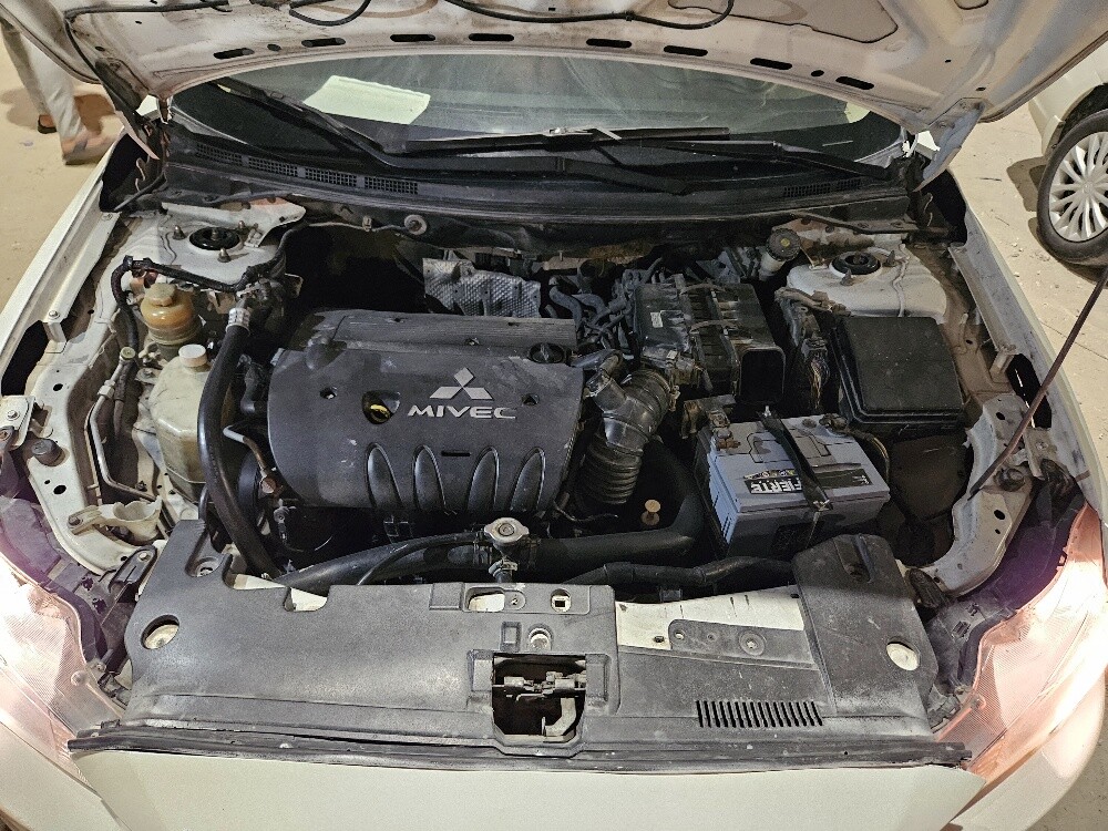 Mitsubishi Lancer - 11