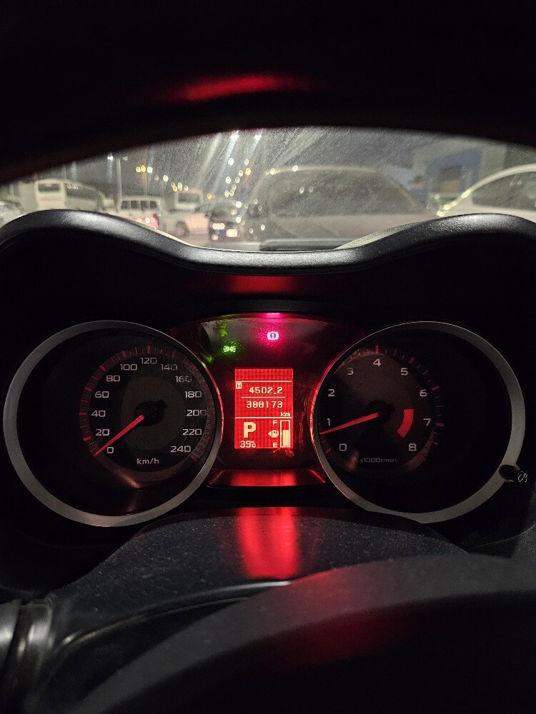 Mitsubishi Lancer - 8