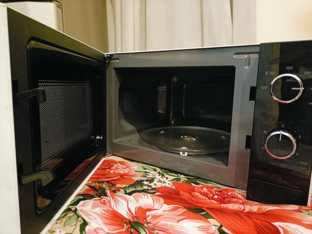 Samsung Microwave - 2