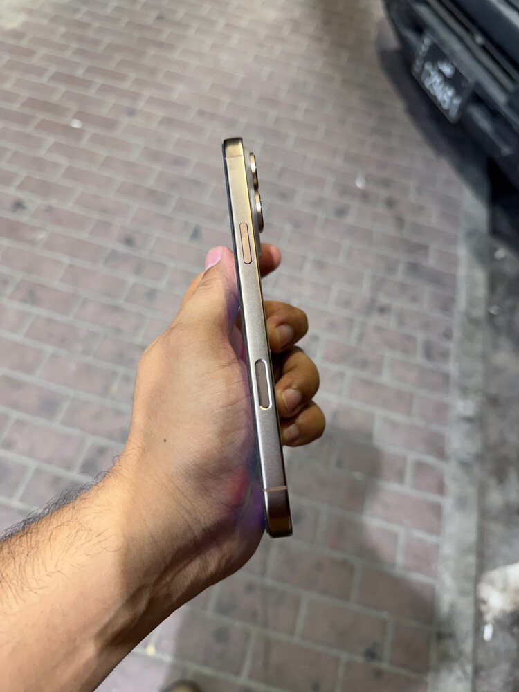 Iphone 16 Pro Max - 5