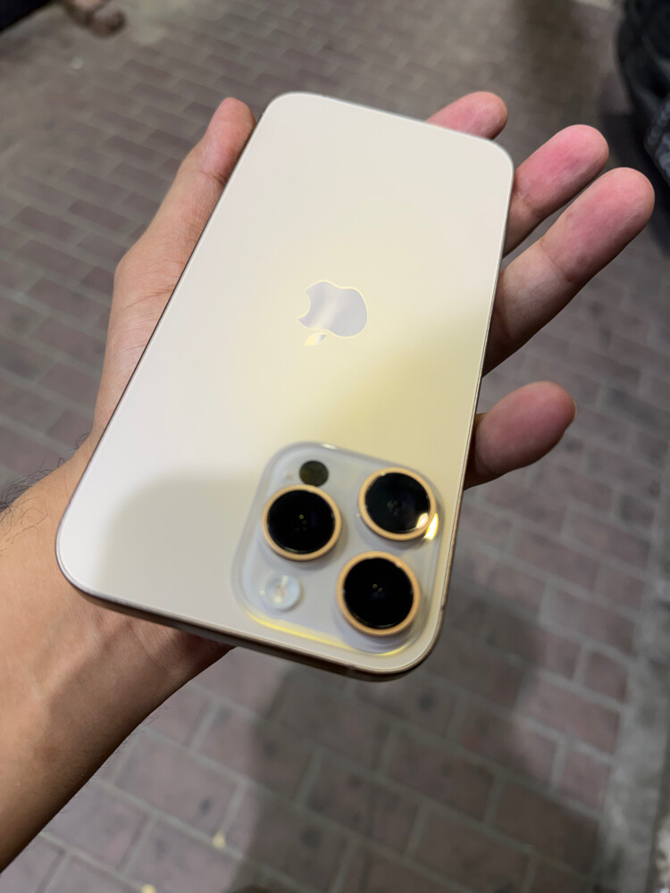 Iphone 16 Pro Max - 4