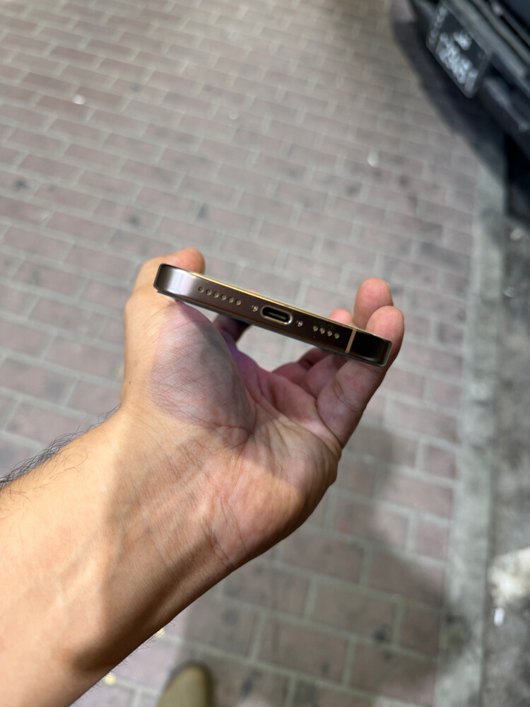 Iphone 16 Pro Max - 3