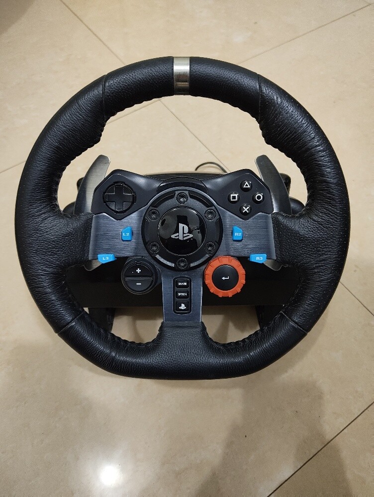Logitech G29 Steering Wheel - 1
