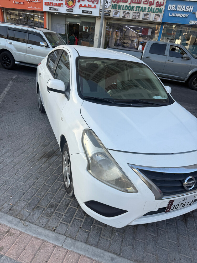Nissan sunny - 4