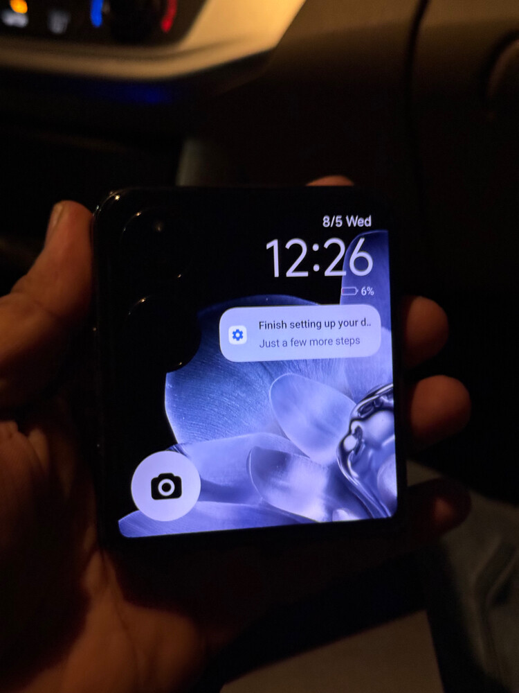 Xiaomi Mix Flip 12 gb ram 512 - 3