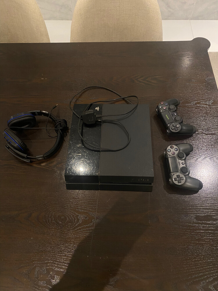 PS4 - 1