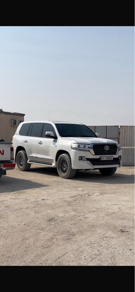 Land Cruiser 2008 upgraded to 2021 - 2