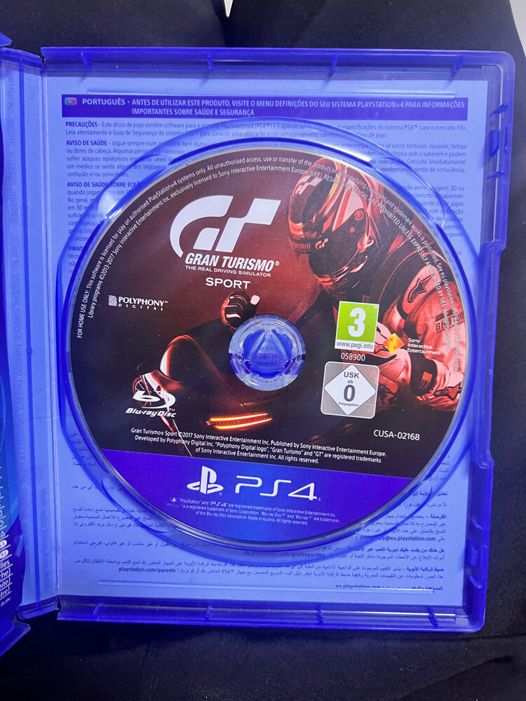 PS4 pro 1TB + 2 controller + games - 7