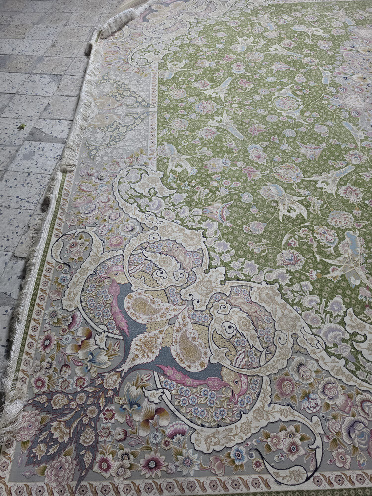 Irani carpet like new 600X400 - 4