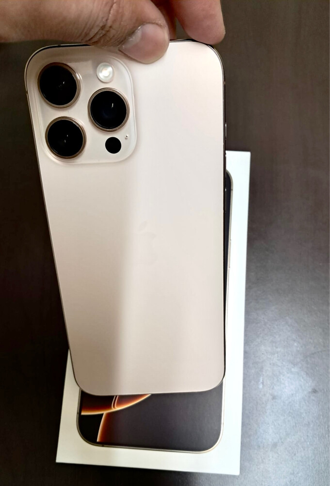iPhone 16 Pro Max - 2