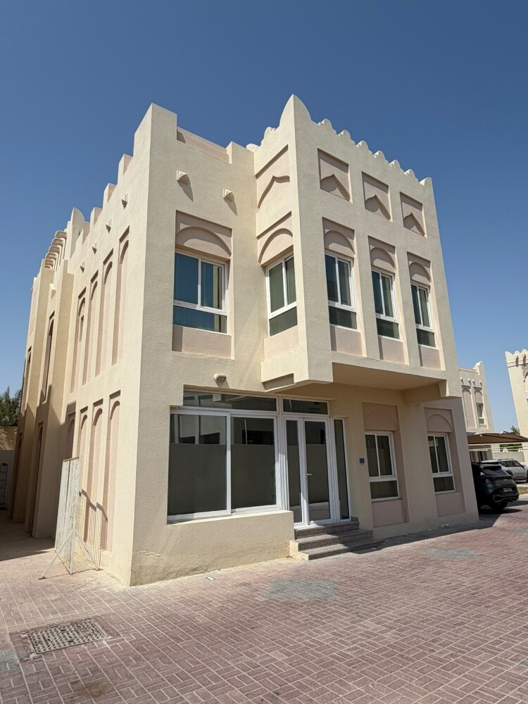 فيلا مميزة في جزيرة القطيفية - 1