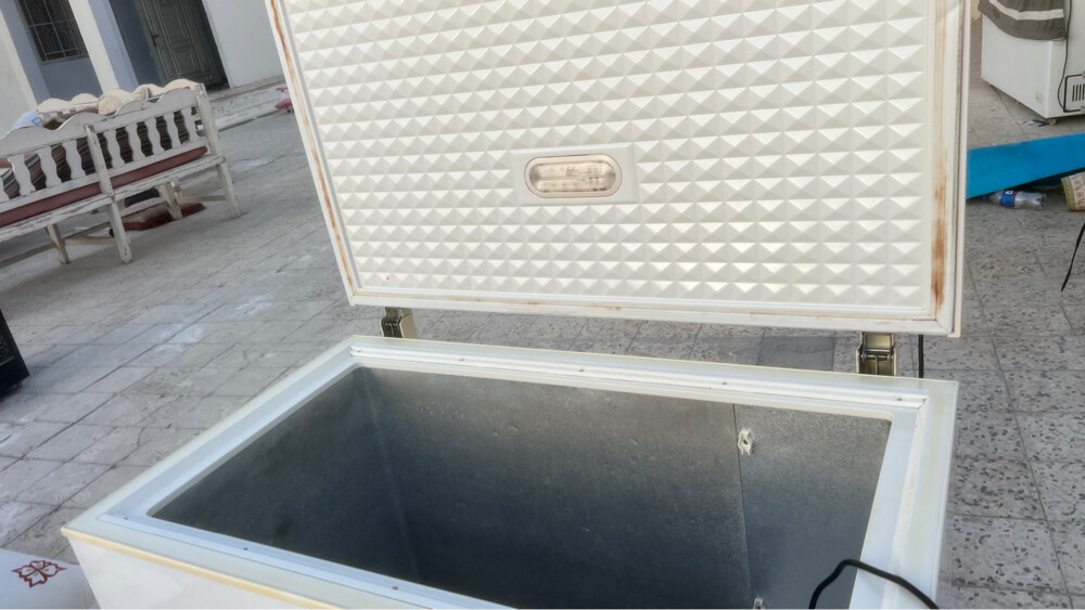 deep freezer very cool - 2