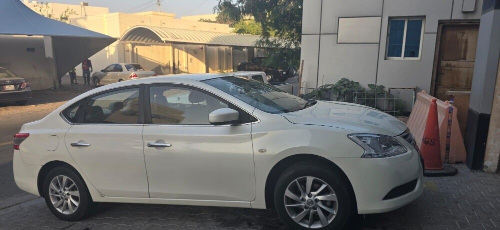 Nissan Sentra low mileage - 8