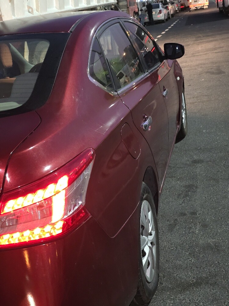 Nissan sentra - 1