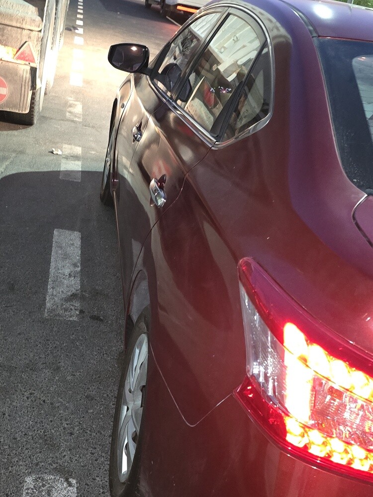 Nissan sentra - 2