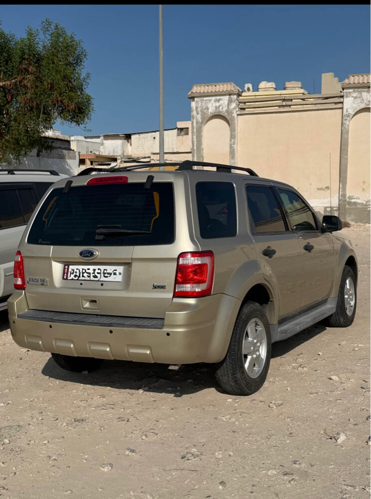 فورد اسكيب  - 5