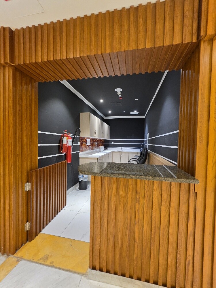 Business Center - 9