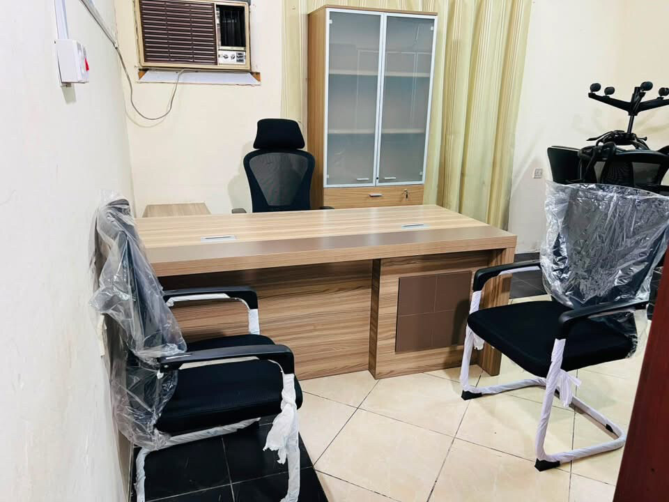 used office furniture -74456895 - 15