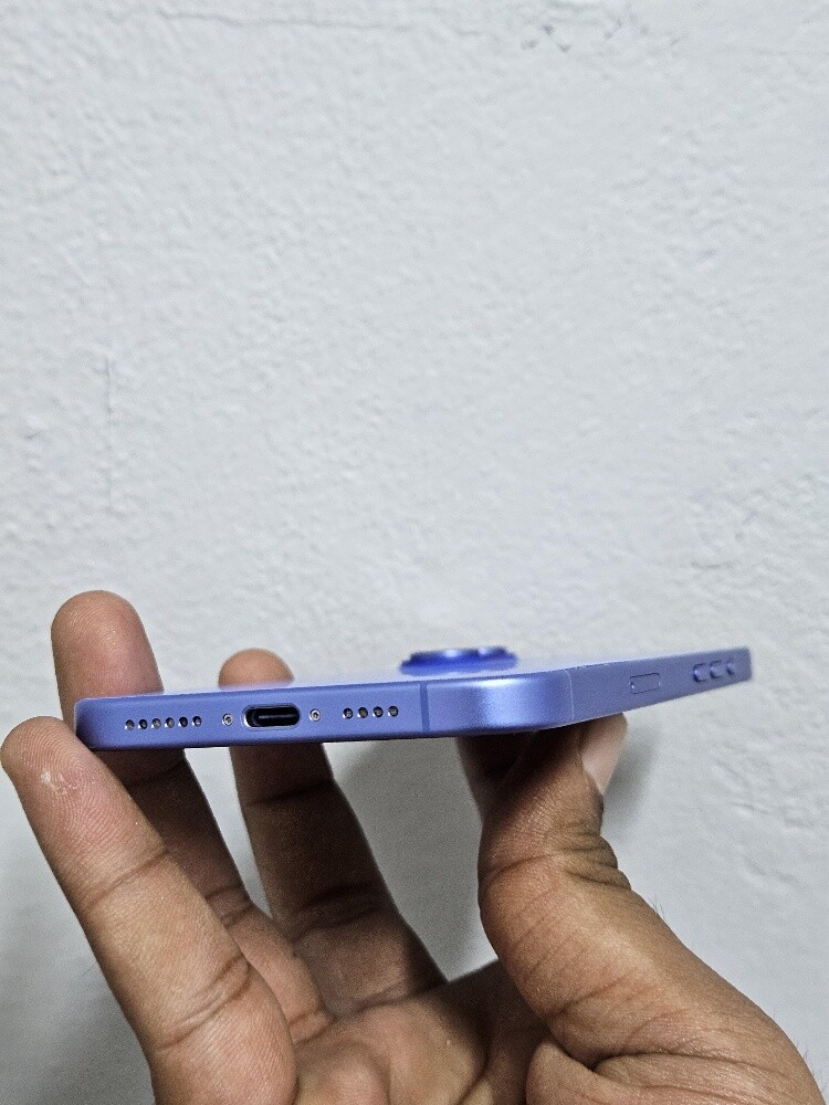 iphone 16 Plus 256GB - 4