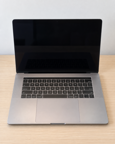 MacBook Pro 32ram i7 256 - 2