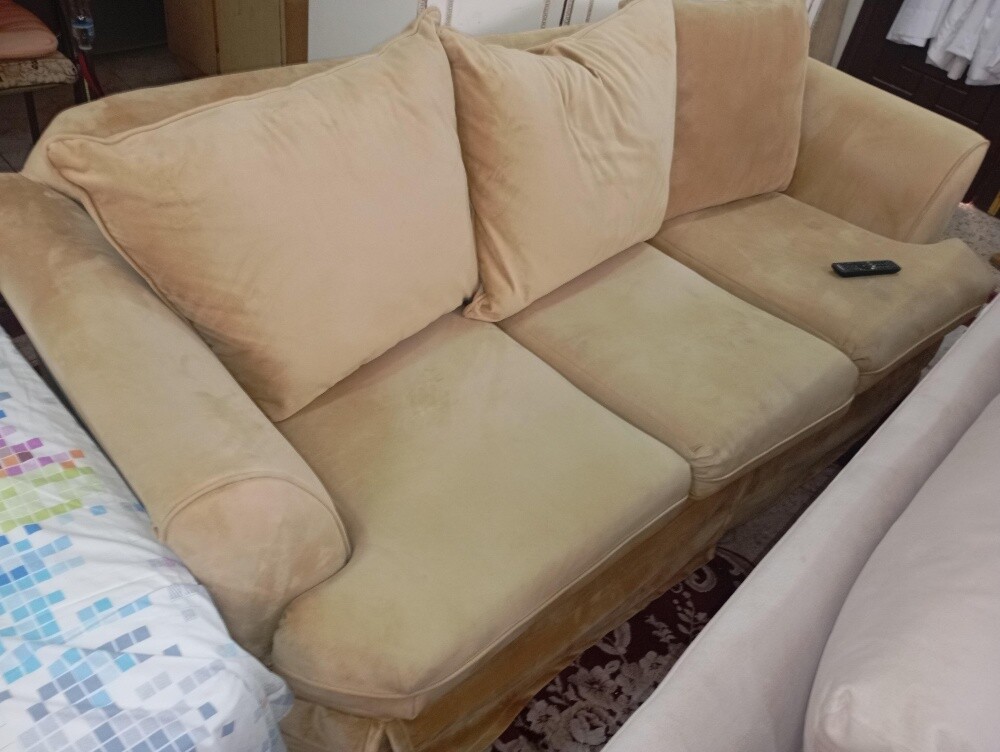 One sofa - 3
