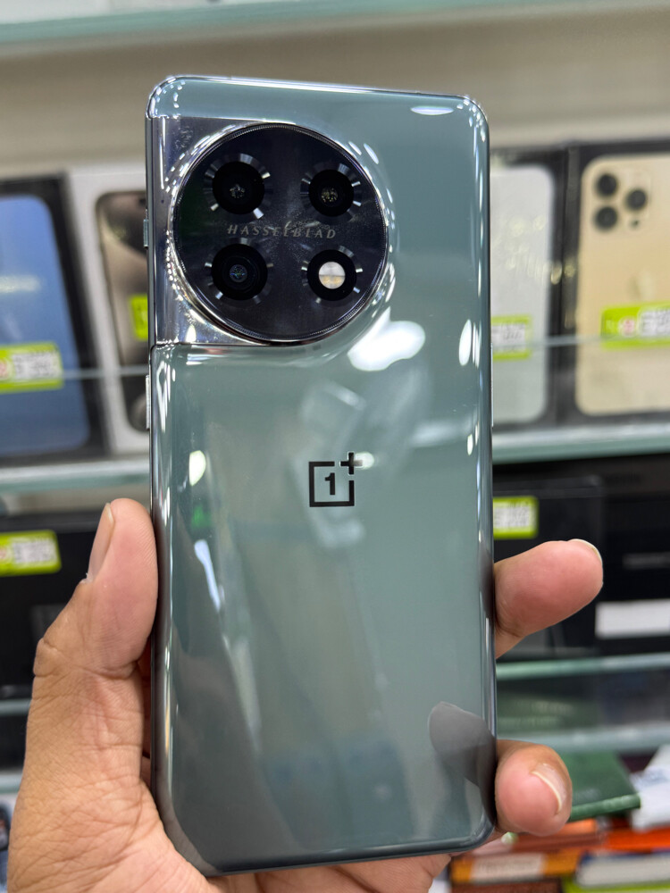 one plus 11 5g - 1