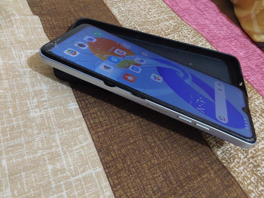 Tecno Spark 10C - 11